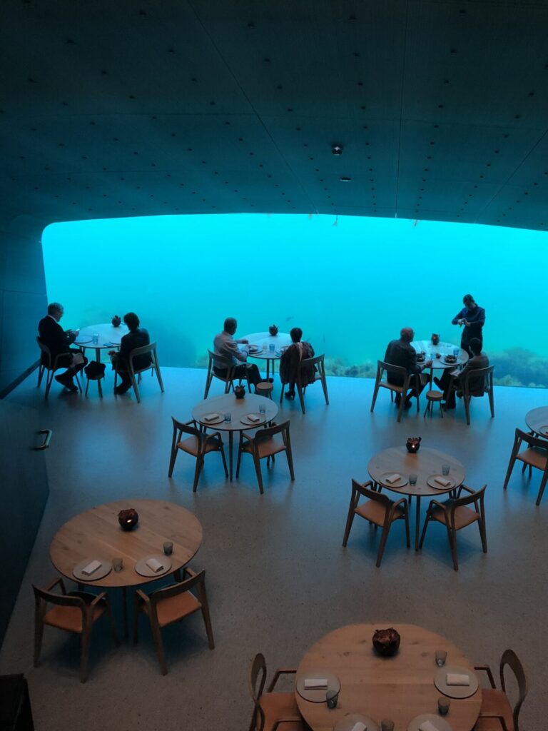 Restaurant Under - unik udsigt. Architectural Dining i Norge 2022