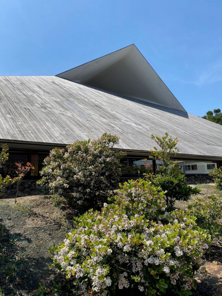 Studie- og netværkstur til Japan. Bygning tegnet af Hiroshi Sugimoto Gallery på Naoshima.