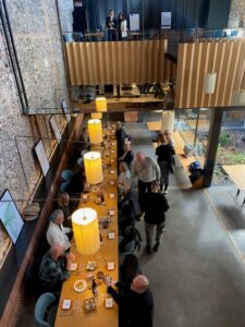Spisning i Restaurant Equilibri i Olot i Spanien under studie- og netværksturen med Tech2Tech
