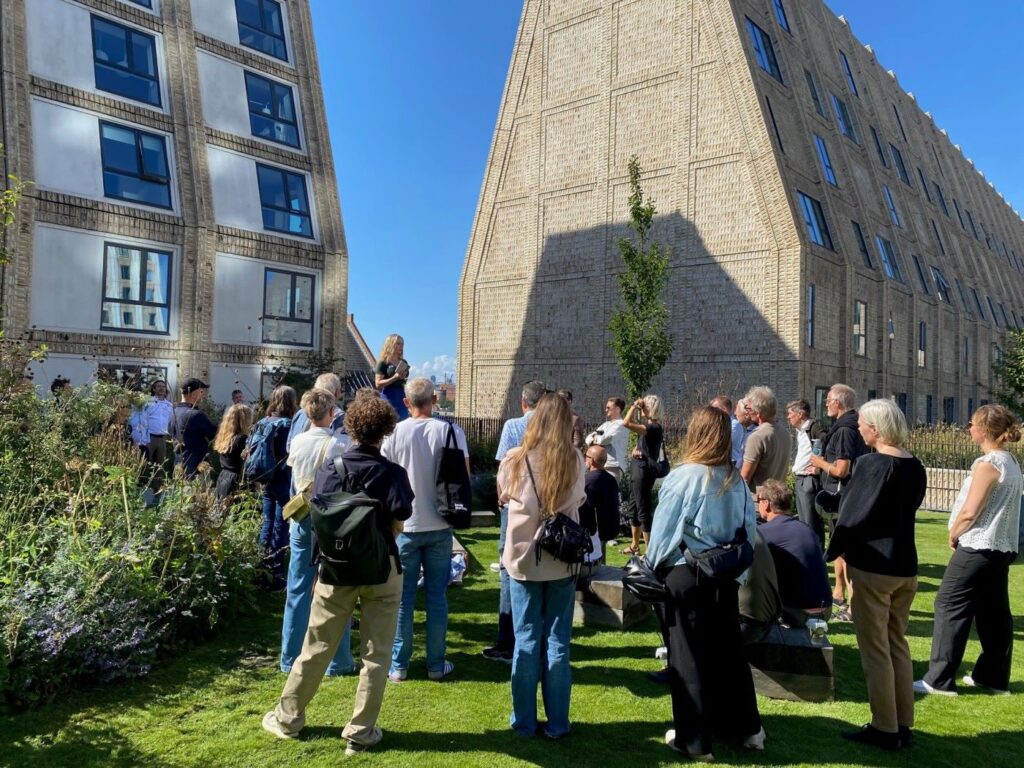 Besøg på Papirøen under Study tour on Bike i København med Tech2Tech, september 2025