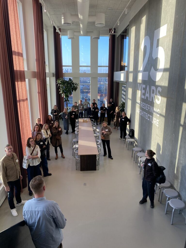 Study tour on Bike i Aarhus med Peacock Travel. Besøg hos AART